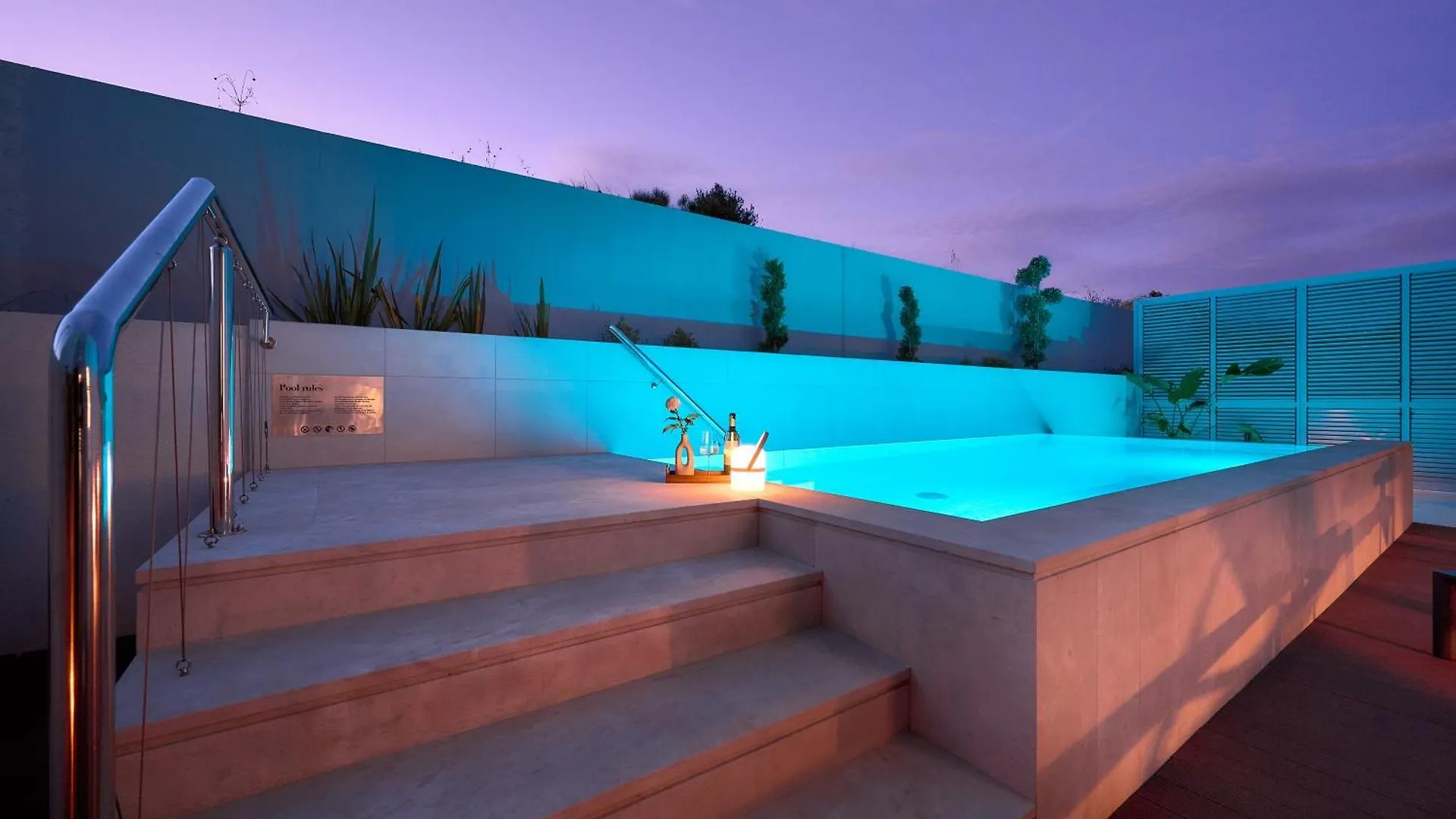 Deluxe Apartment With Private Heated Pool On Znjan Beach - Urban Nook Split Chorvatsko