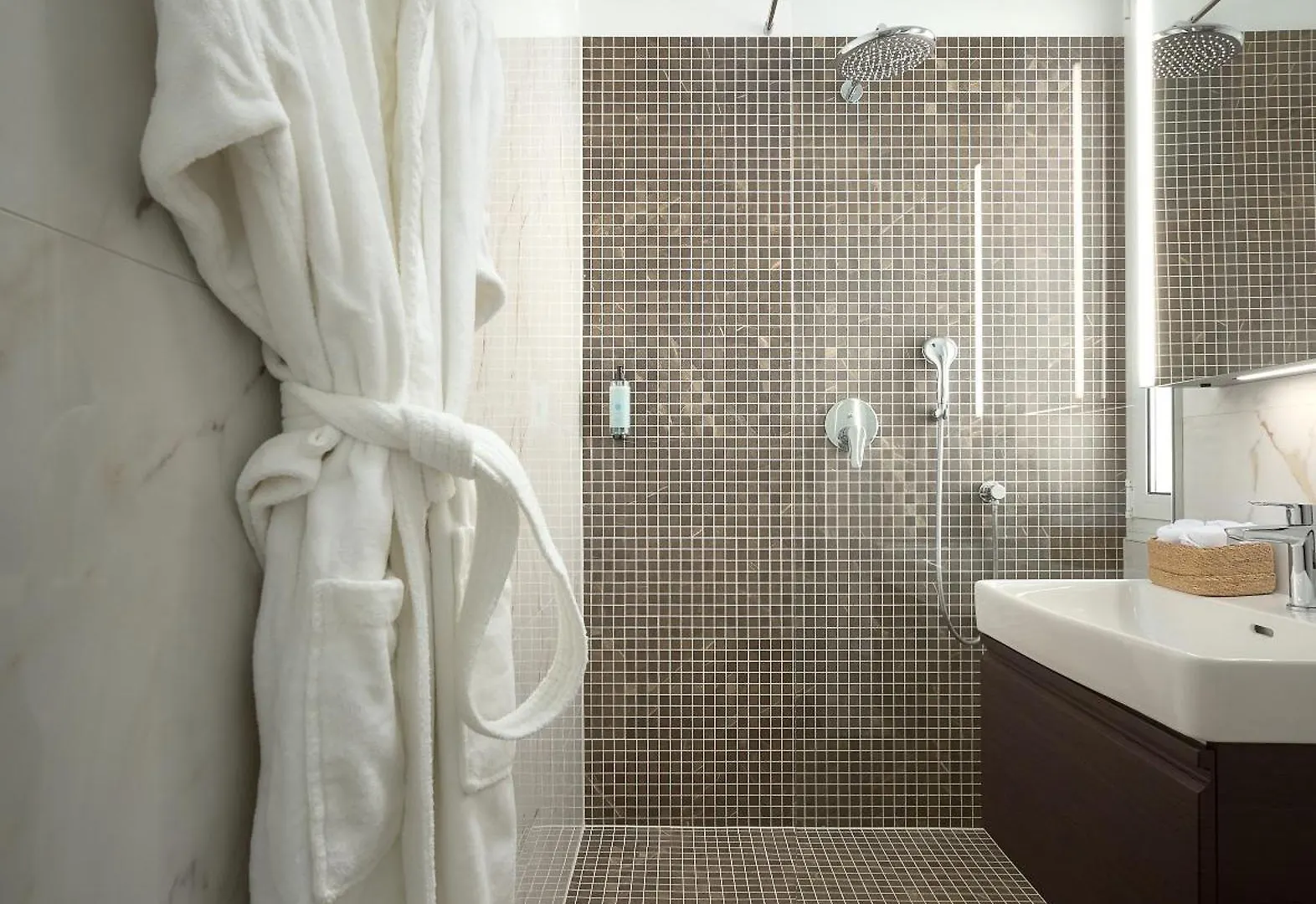 Deluxe Apartment With Private Heated Pool On Znjan Beach - Urban Nook Split 0*,