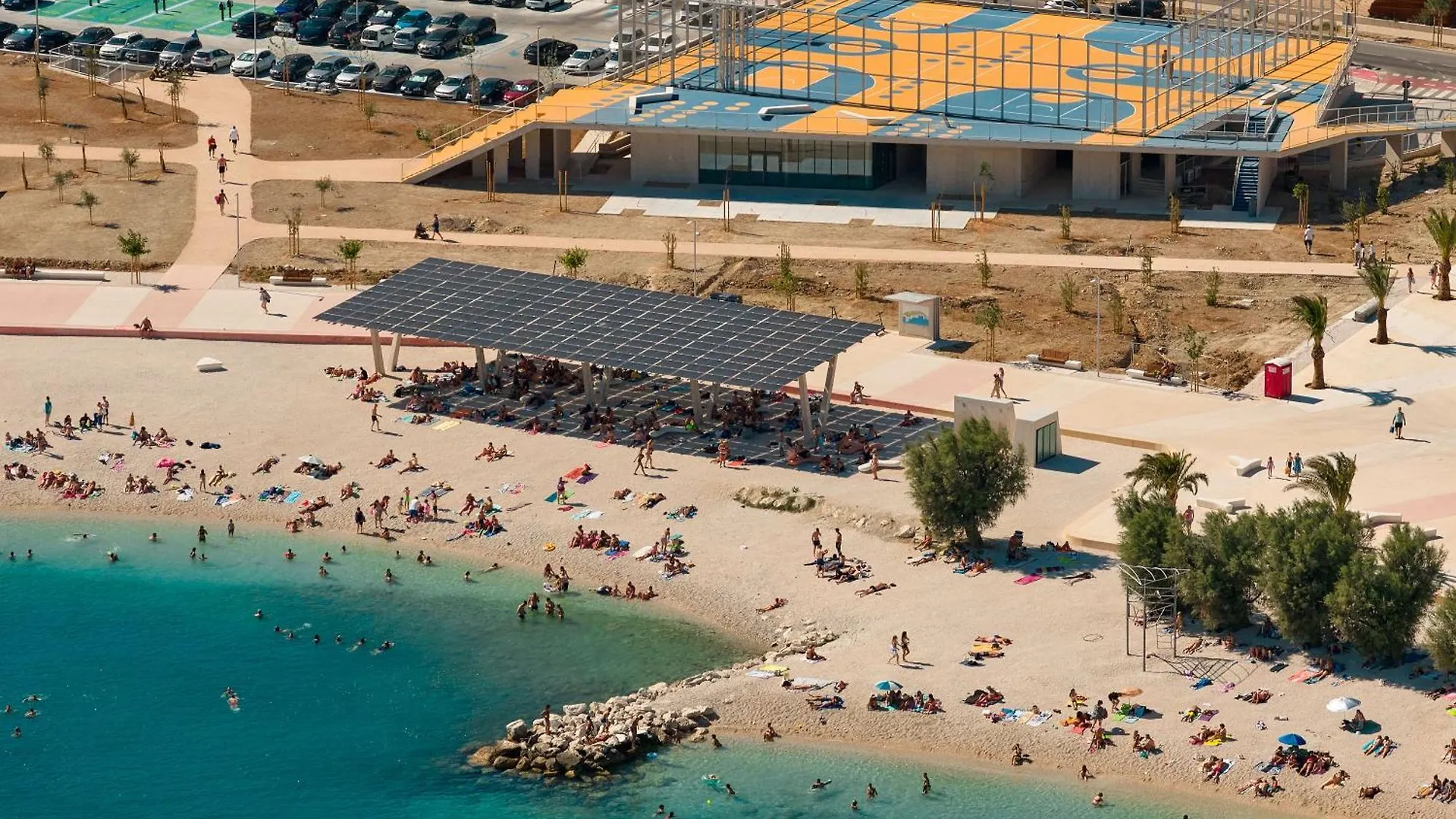 Deluxe Apartment With Private Heated Pool On Znjan Beach - Urban Nook Split